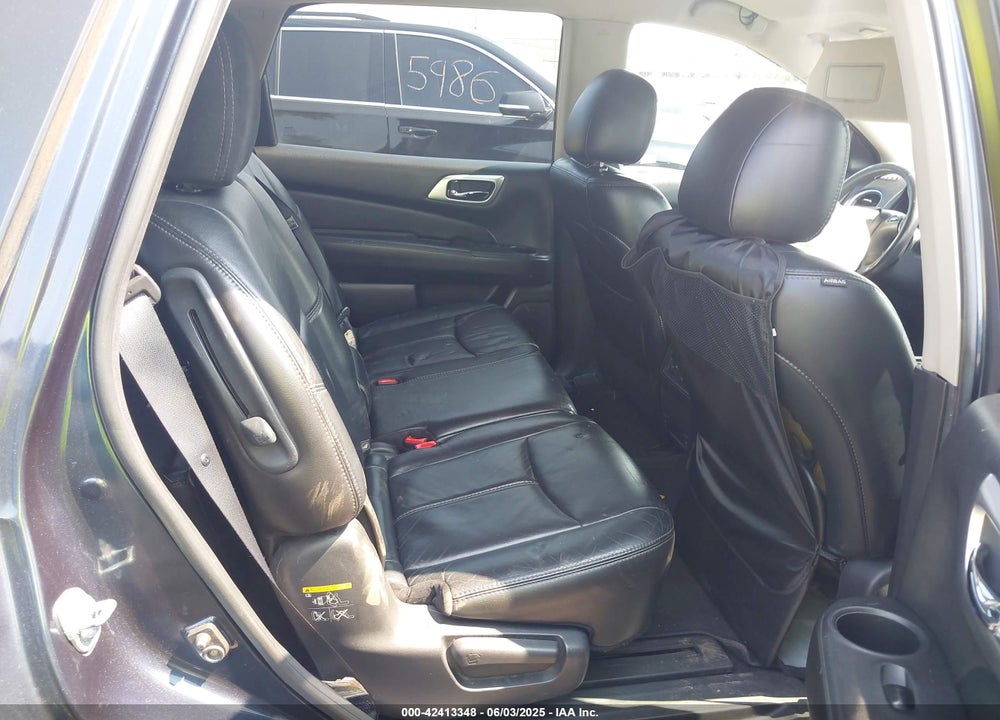 2014 NISSAN PATHFINDER SL VIN: 5N1AR2MM0EC683354