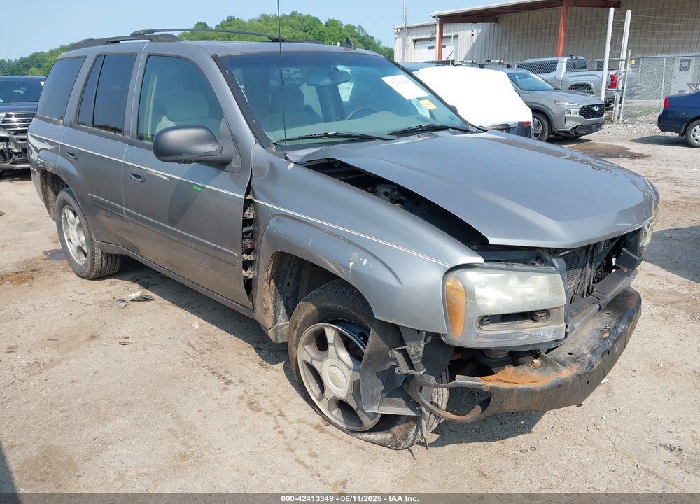 2007 CHEVROLET TRAILBLAZER LS VIN: 1GNDT13S672105238