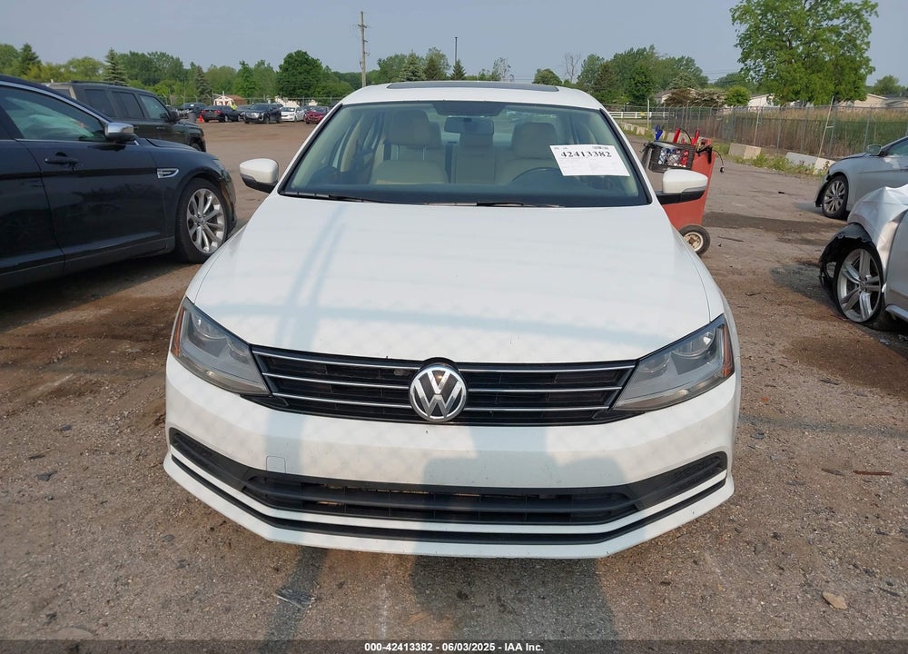 2017 VOLKSWAGEN JETTA 1.4T SE VIN: 3VWDB7AJ2HM223478