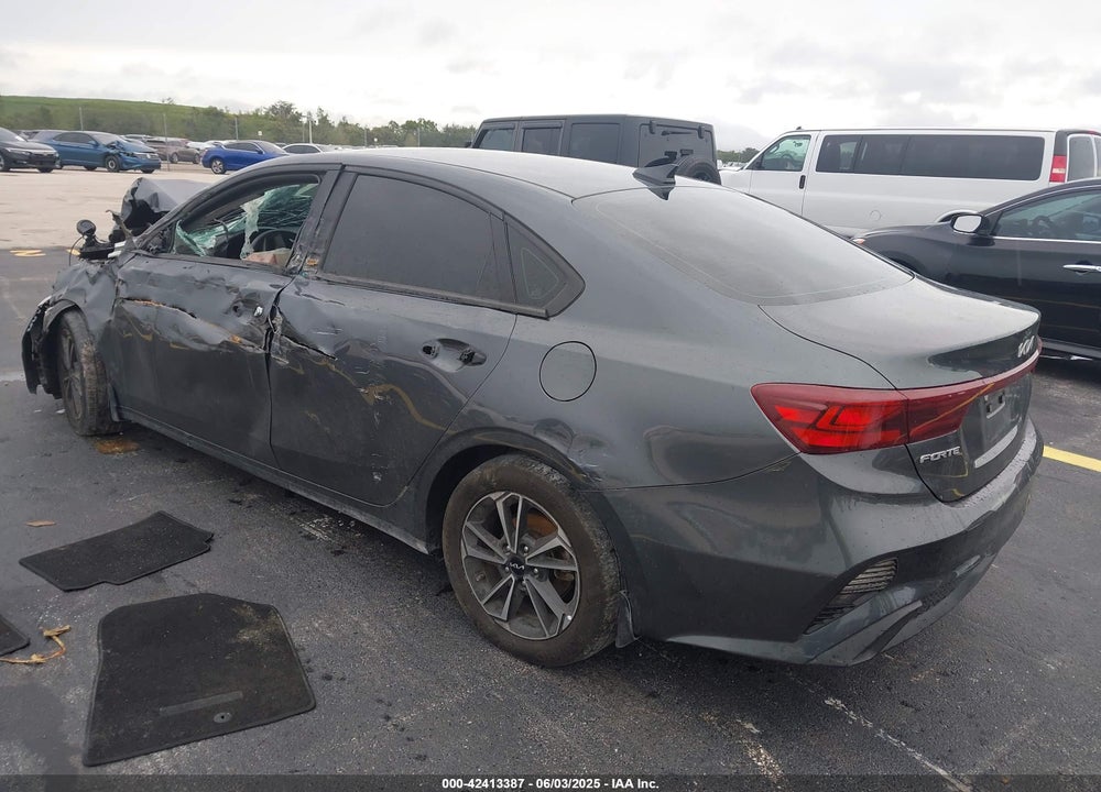 2024 KIA FORTE VIN: 3KPF24AD1RE733224