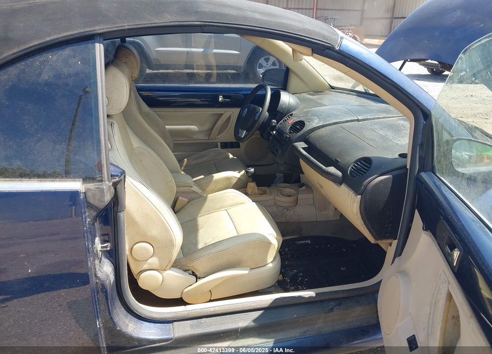 2005 VOLKSWAGEN NEW BEETLE GLS 1.8T VIN: 3VWCD31Y95M300662