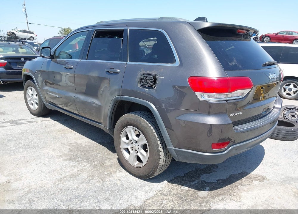 2015 JEEP GRAND CHEROKEE LAREDO VIN: 1C4RJFAG0FC895791