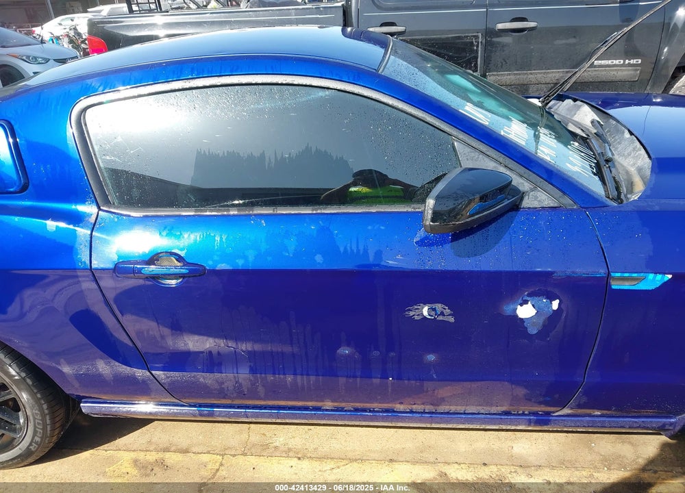 2014 FORD MUSTANG V6 VIN: 1ZVBP8AM6E5320810