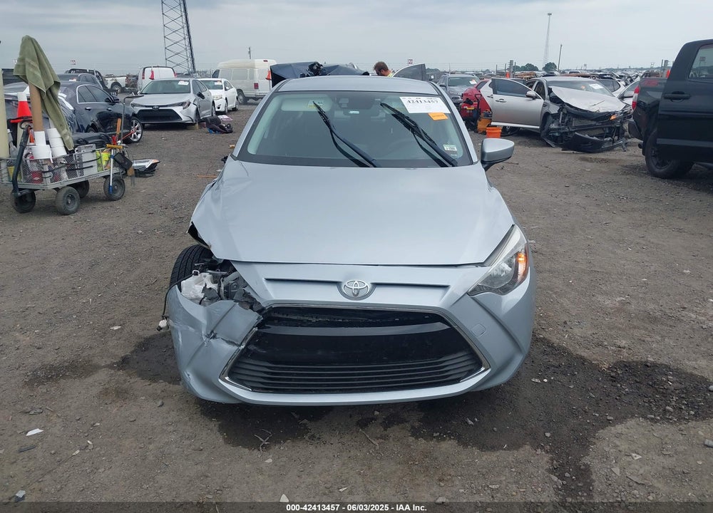2018 TOYOTA YARIS IA VIN: 3MYDLBYV5JY317351