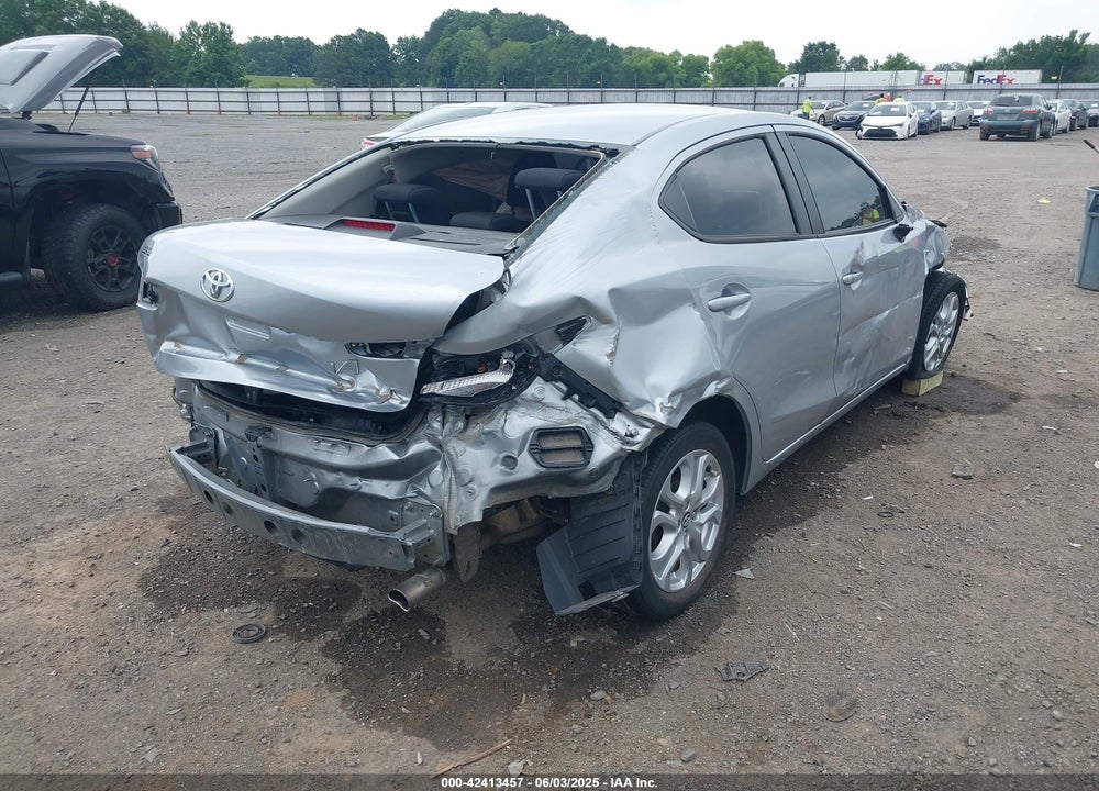 2018 TOYOTA YARIS IA VIN: 3MYDLBYV5JY317351
