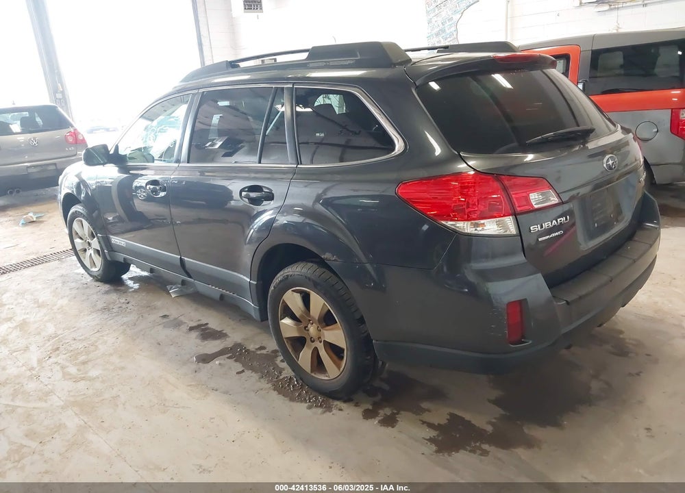 2010 SUBARU OUTBACK 2.5I PREMIUM VIN: 4S4BRCGC1A3373124