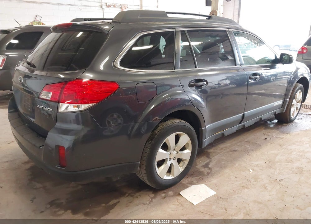 2010 SUBARU OUTBACK 2.5I PREMIUM VIN: 4S4BRCGC1A3373124