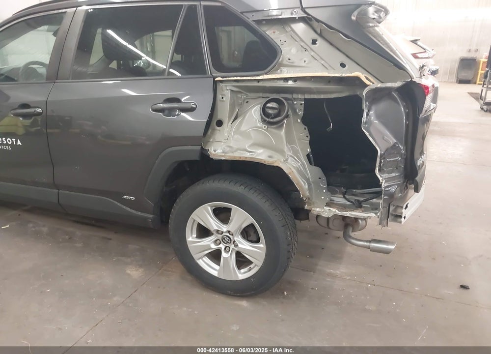 2019 TOYOTA RAV4 HYBRID VIN: 2T3MWRFV6KW022347