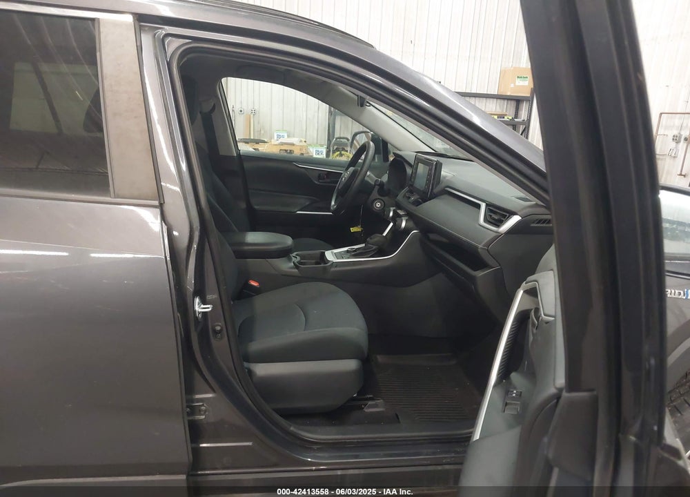 2019 TOYOTA RAV4 HYBRID VIN: 2T3MWRFV6KW022347