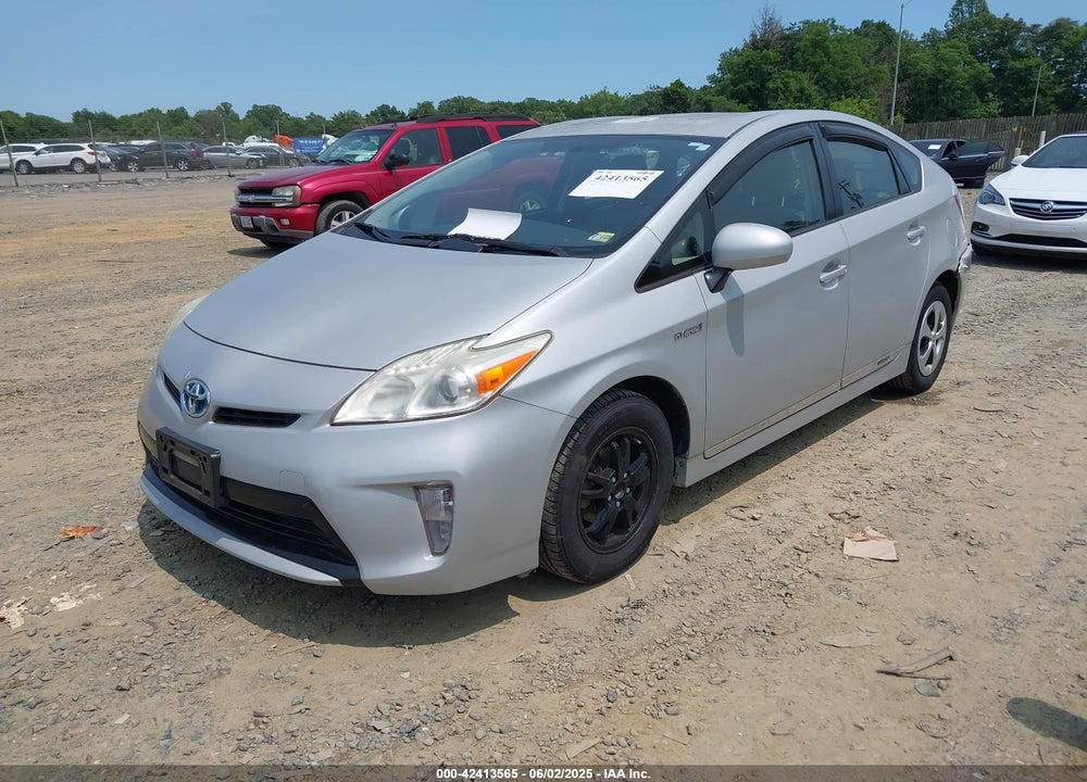 2013 TOYOTA PRIUS TWO VIN: JTDKN3DU4D5577888