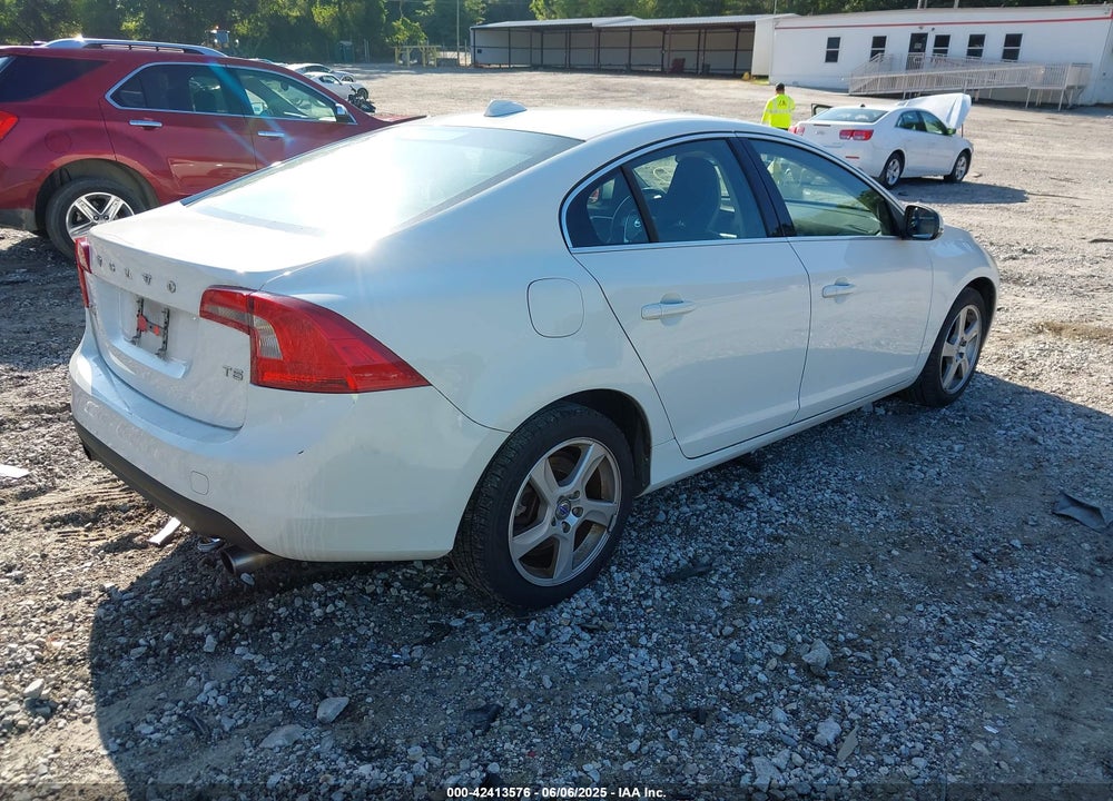 2013 VOLVO S60 VIN: YV1612FS1D2202815