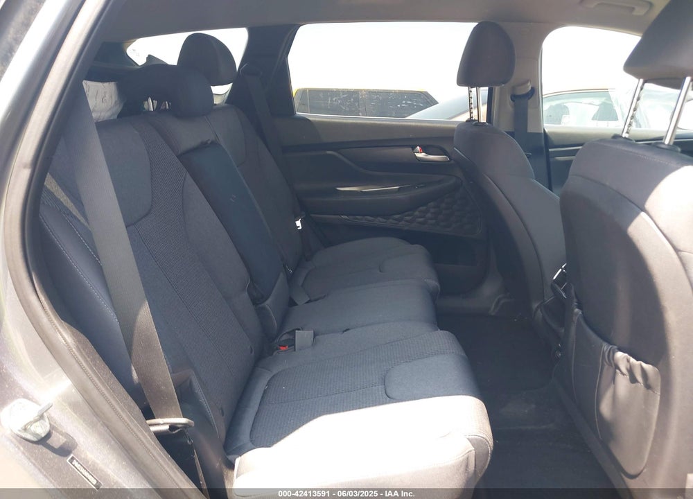 2019 HYUNDAI SANTA FE VIN: 5NMS23AD6KH112830
