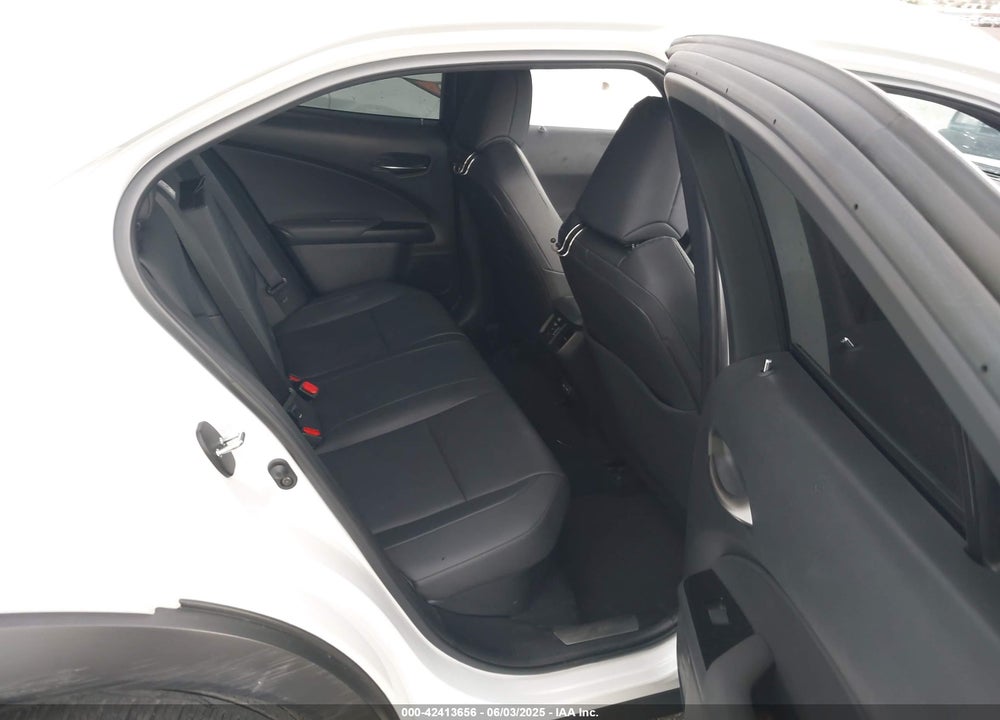 2023 LEXUS UX 250H VIN: JTHX6JBH7P2141313