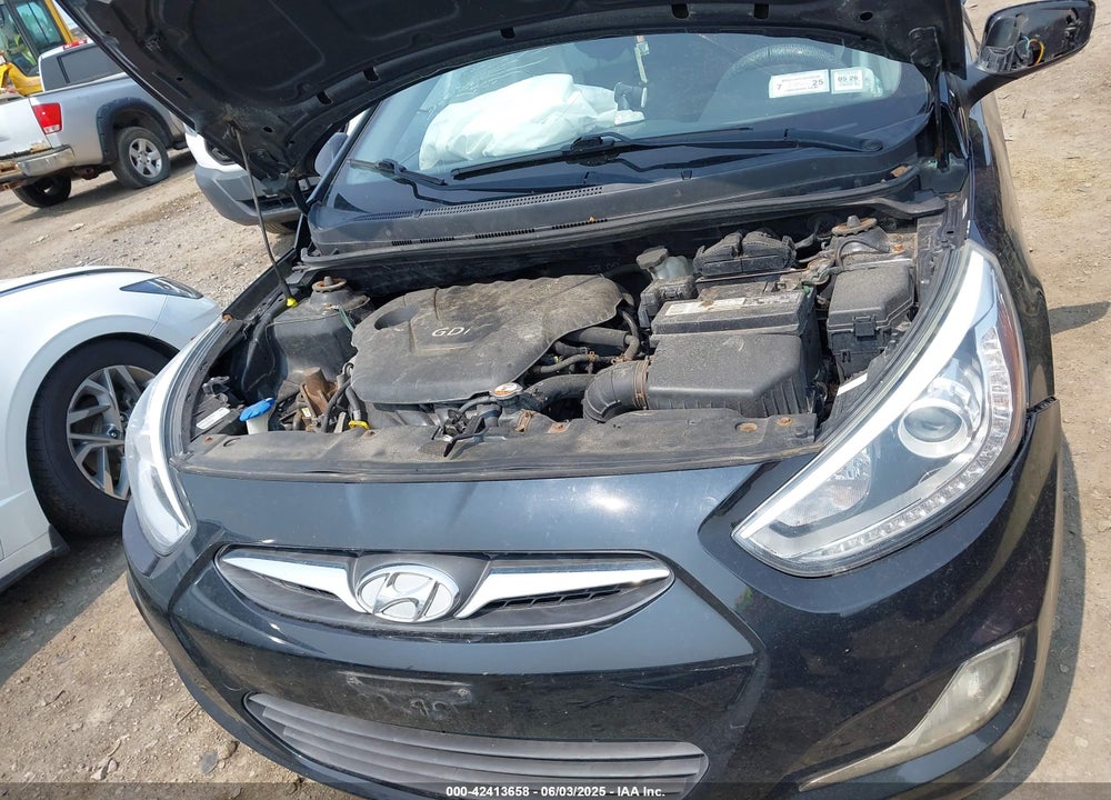 2014 HYUNDAI ACCENT VIN: KMHCU4AE1EU702178
