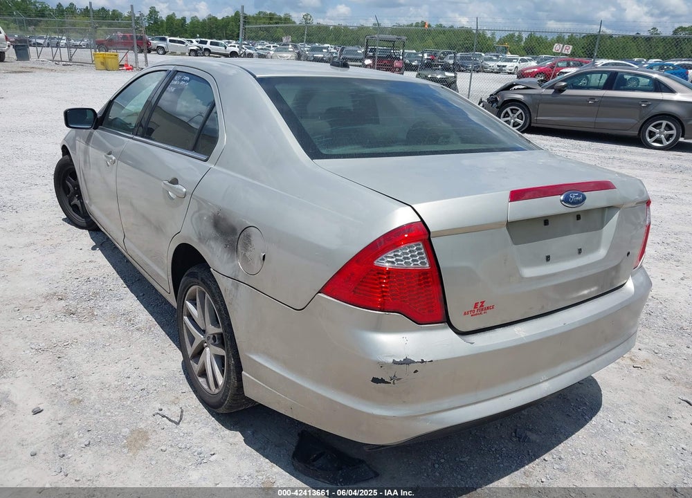 2010 FORD FUSION VIN: 3FAHP0HA9AR111391