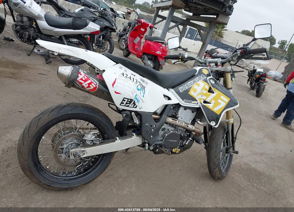 2022 SUZUKI DR-Z400 SM VIN: JS1SK44A7N7100778