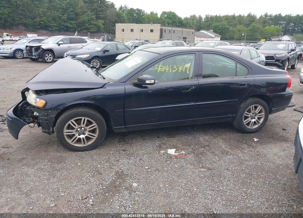 2008 VOLVO S60 2.5T VIN: YV1RH592182700816