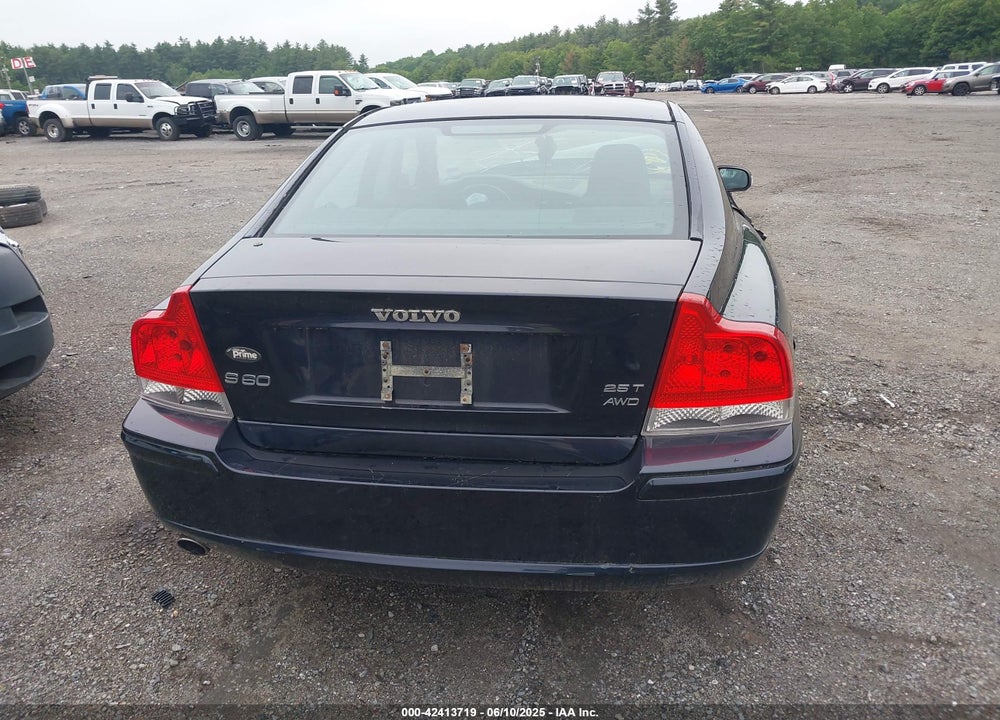 2008 VOLVO S60 2.5T VIN: YV1RH592182700816
