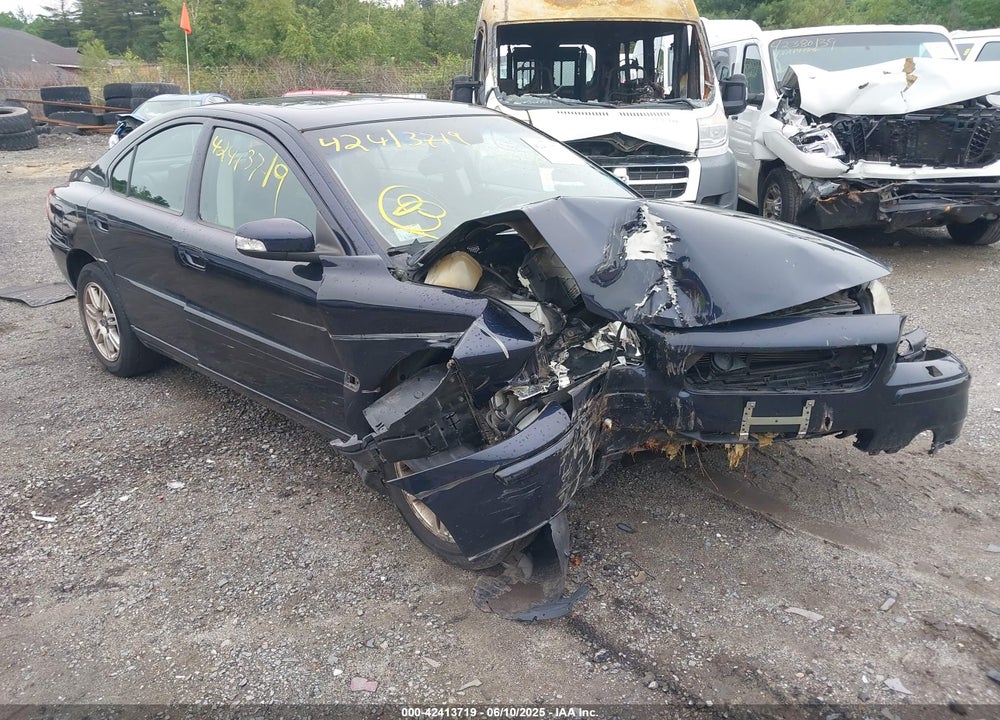 2008 VOLVO S60 2.5T VIN: YV1RH592182700816