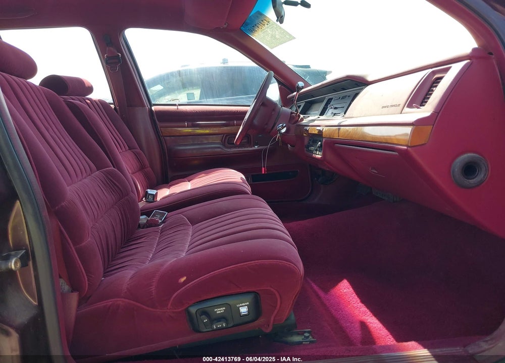 1992 MERCURY GRAND MARQUIS LS VIN: 2MECM75W4NX749141