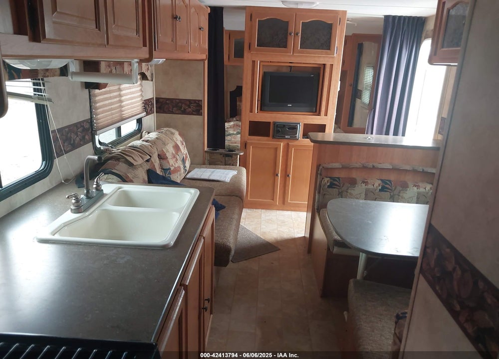 2009 KEYSTONE PASSPORT VIN: 4YDT2902696411181