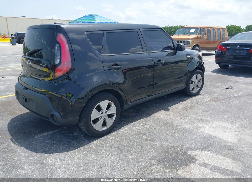 2015 KIA SOUL VIN: KNDJN2A26F7777638