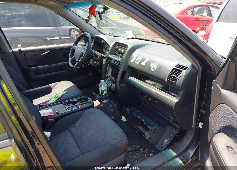 2006 HONDA CR-V LX VIN: JHLRD785X6C031898