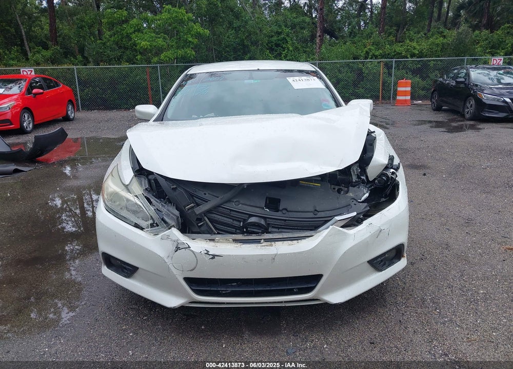 2017 NISSAN ALTIMA VIN: 1N4AL3AP8HC132609