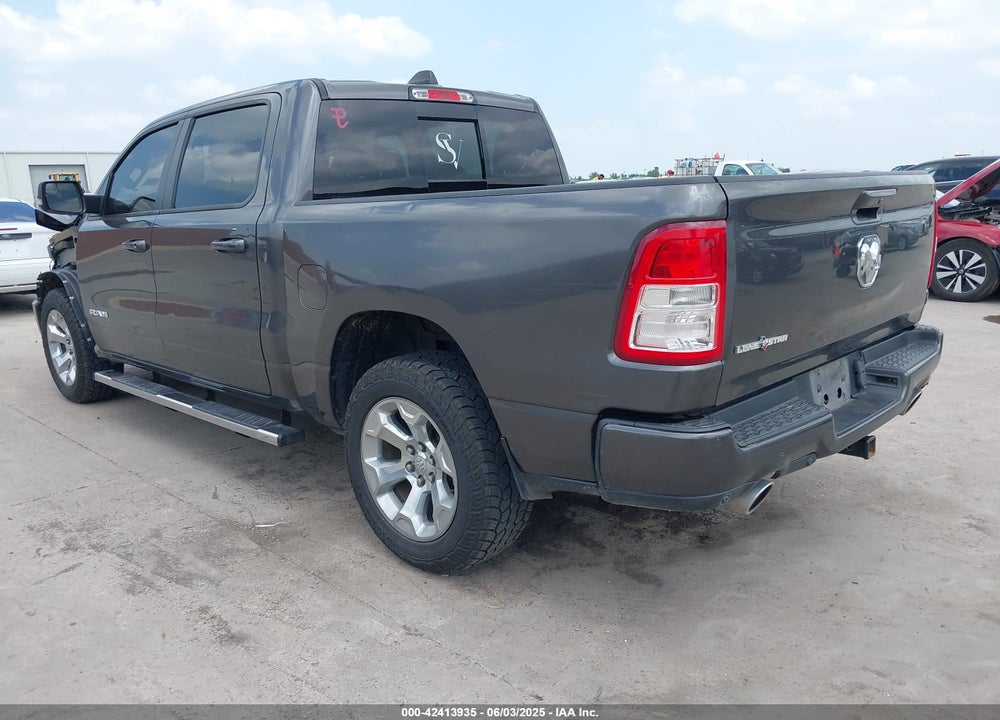 2019 RAM 1500 VIN: 1C6RREFT5KN822091
