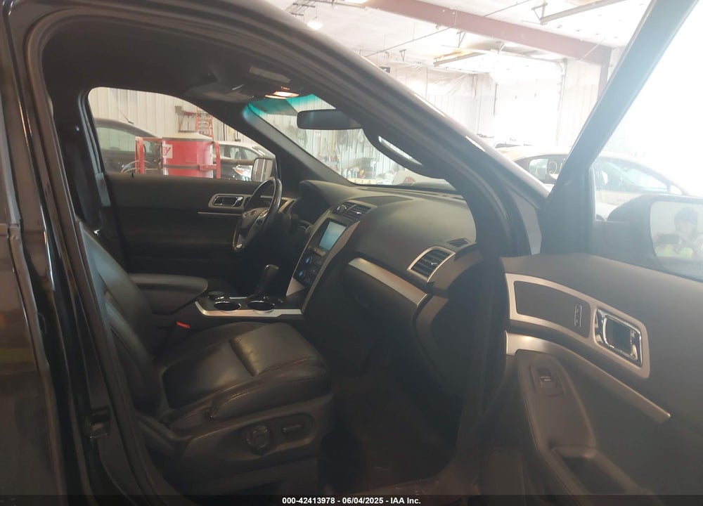 2014 FORD EXPLORER XLT VIN: 1FM5K8D88EGA26984