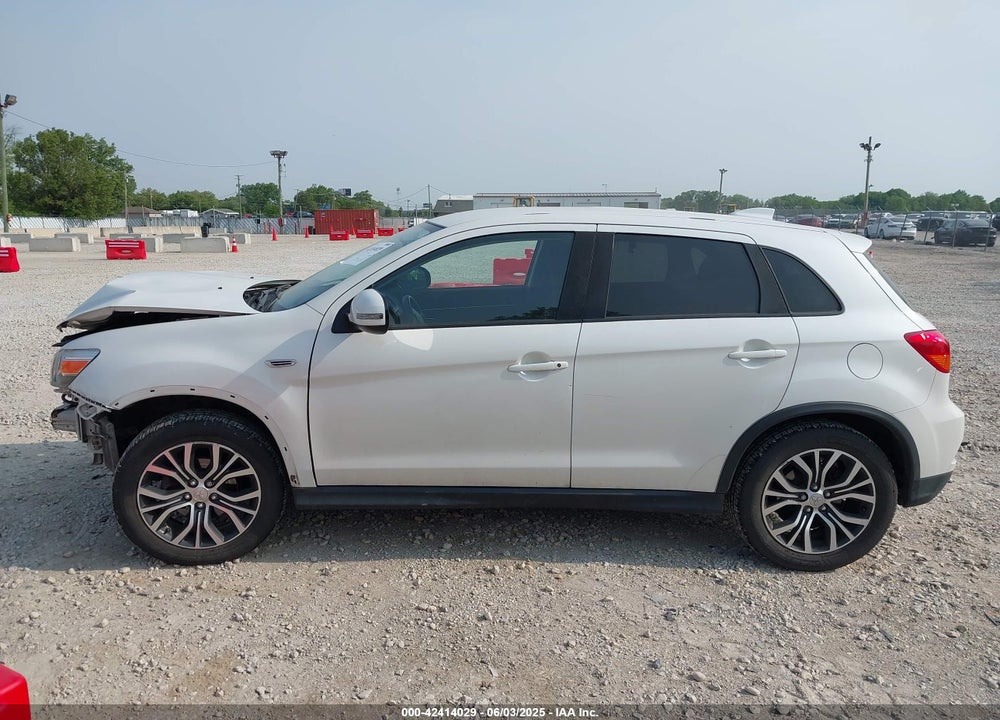 2018 MITSUBISHI OUTLANDER SPORT 2.0 ES VIN: JA4AR3AU3JU016906