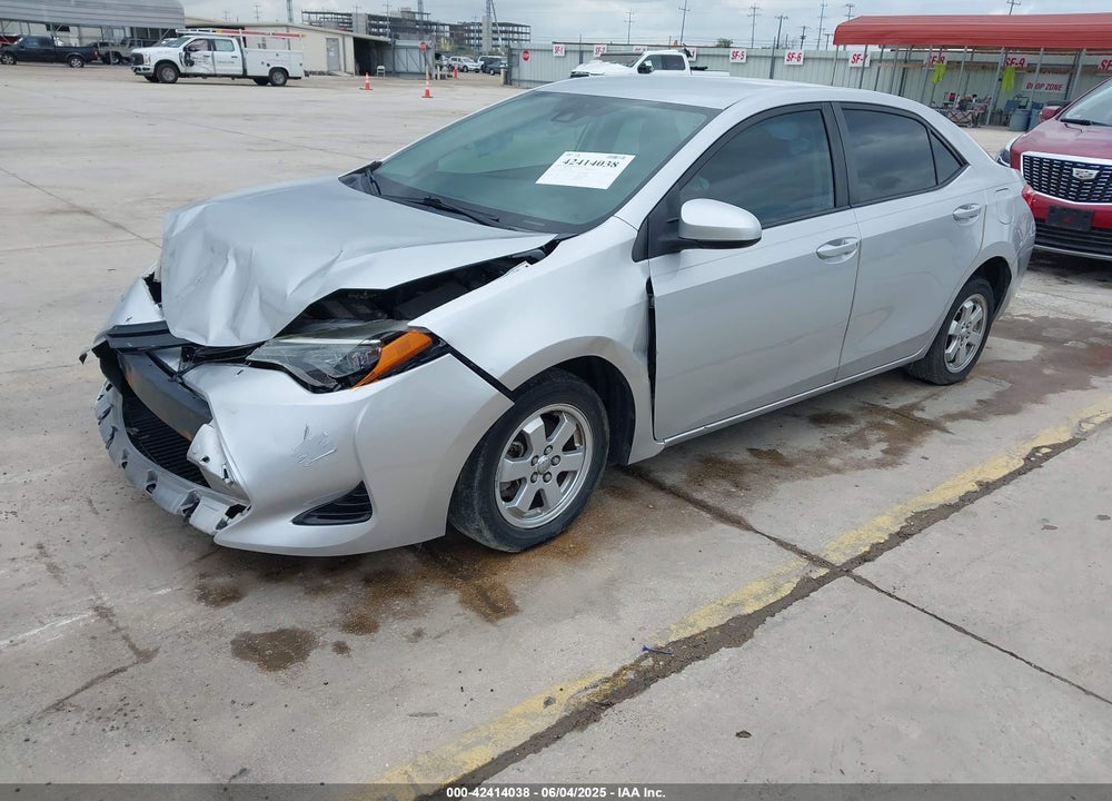 2018 TOYOTA COROLLA LE VIN: 5YFBURHE4JP794333