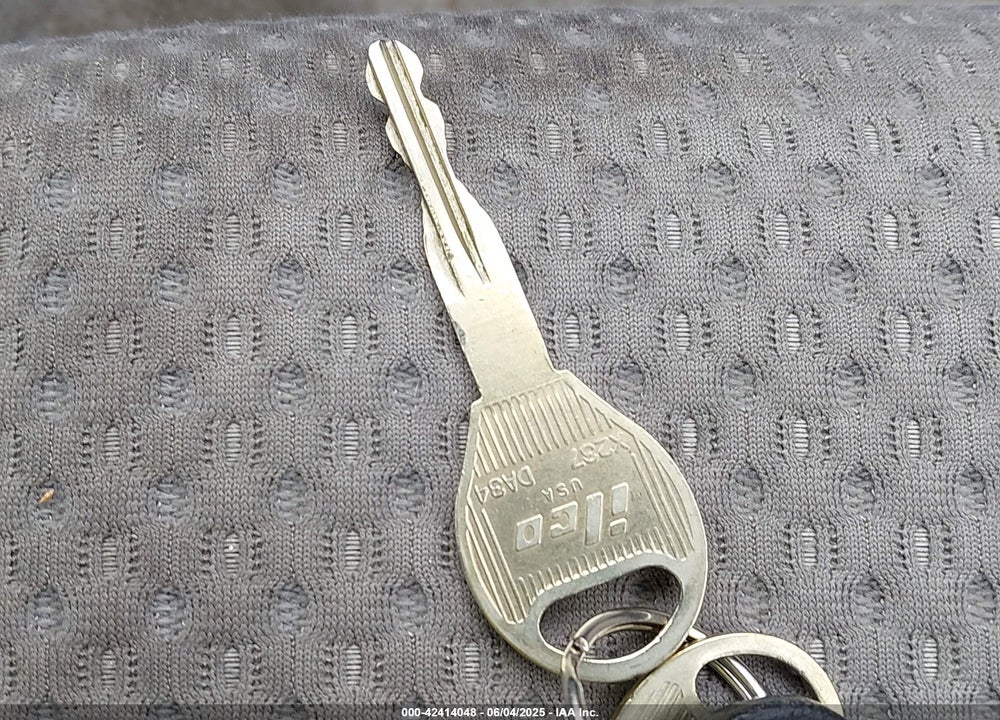 2005 NISSAN SENTRA 1.8S VIN: 3N1CB51DX5L455201
