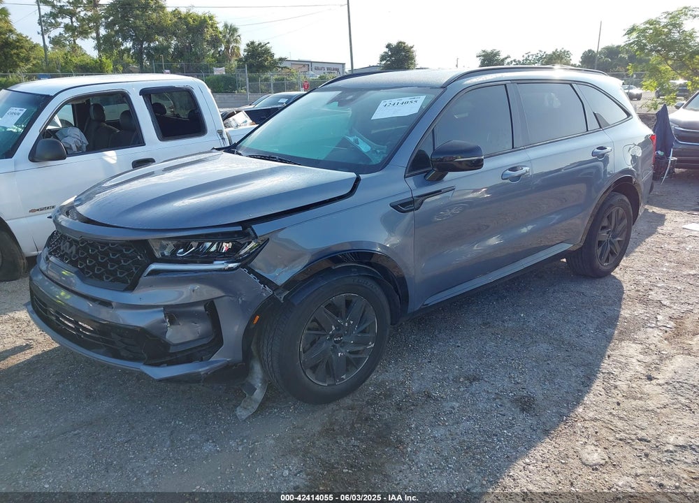 2022 KIA SORENTO VIN: 5XYRL4LC4NG137195