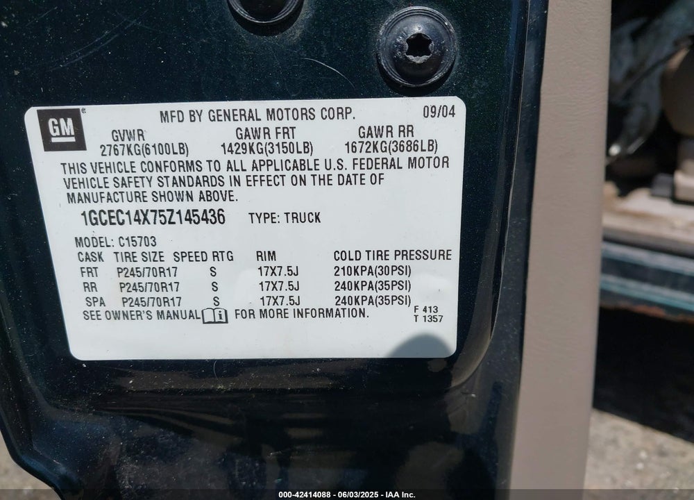 2005 CHEVROLET SILVERADO 1500 WORK TRUCK VIN: 1GCEC14X75Z145436