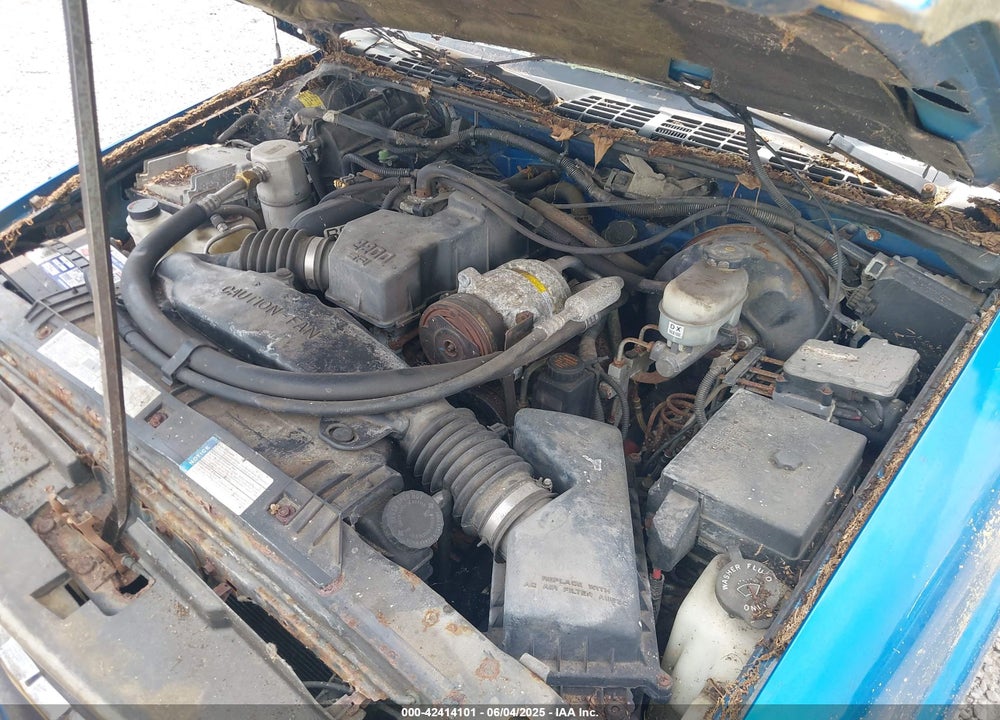 2001 CHEVROLET S-10 LS VIN: 1GCCS19511K147364