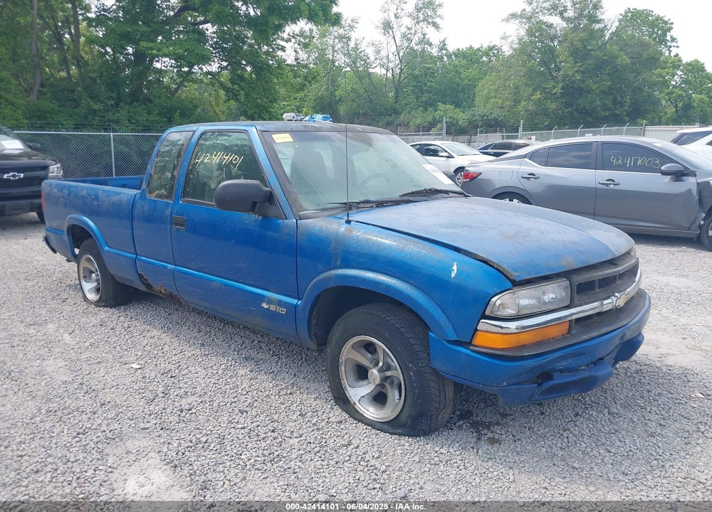 2001 CHEVROLET S-10 LS VIN: 1GCCS19511K147364