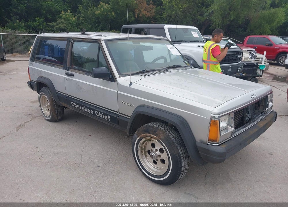 1984 JEEP CHEROKEE VIN: 1JCUC773XET017314