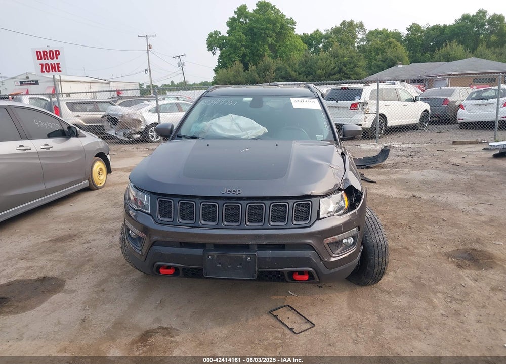 2019 JEEP COMPASS VIN: 3C4NJDDB9KT686048