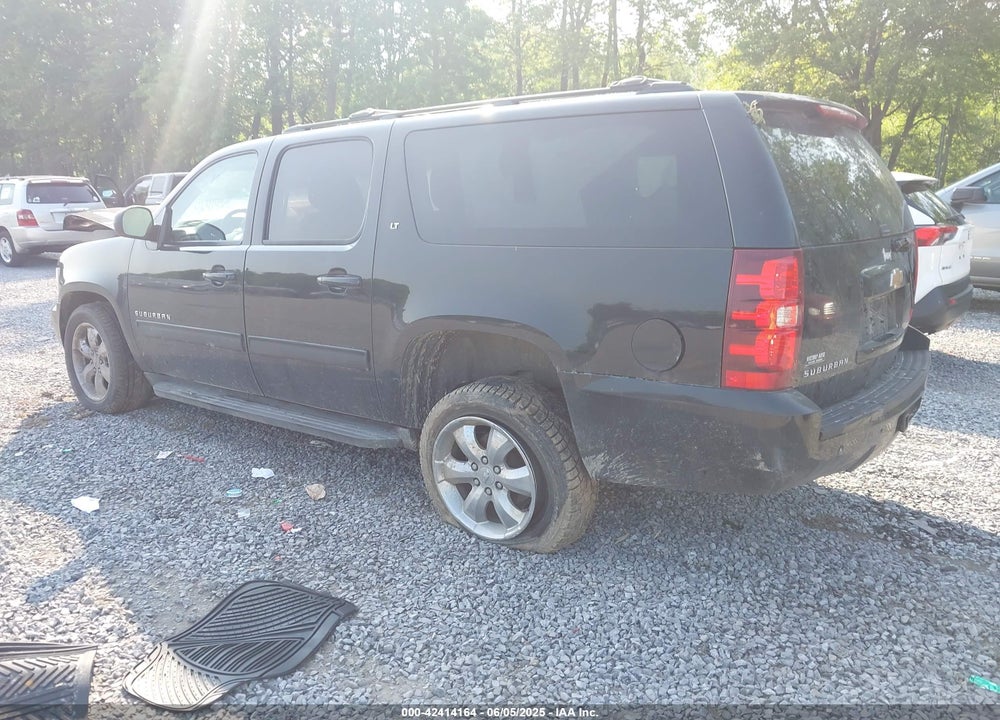 2013 CHEVROLET SUBURBAN VIN: 1GNSKJE72DR133799