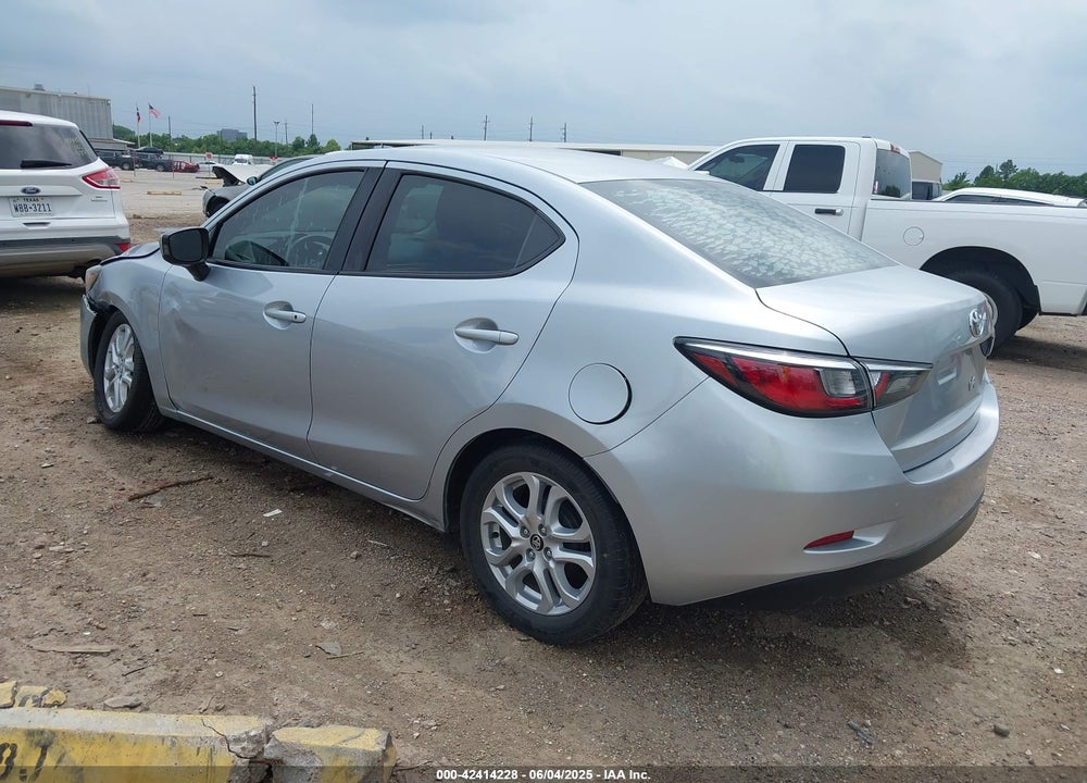 2017 TOYOTA YARIS IA VIN: 3MYDLBYV0HY170382