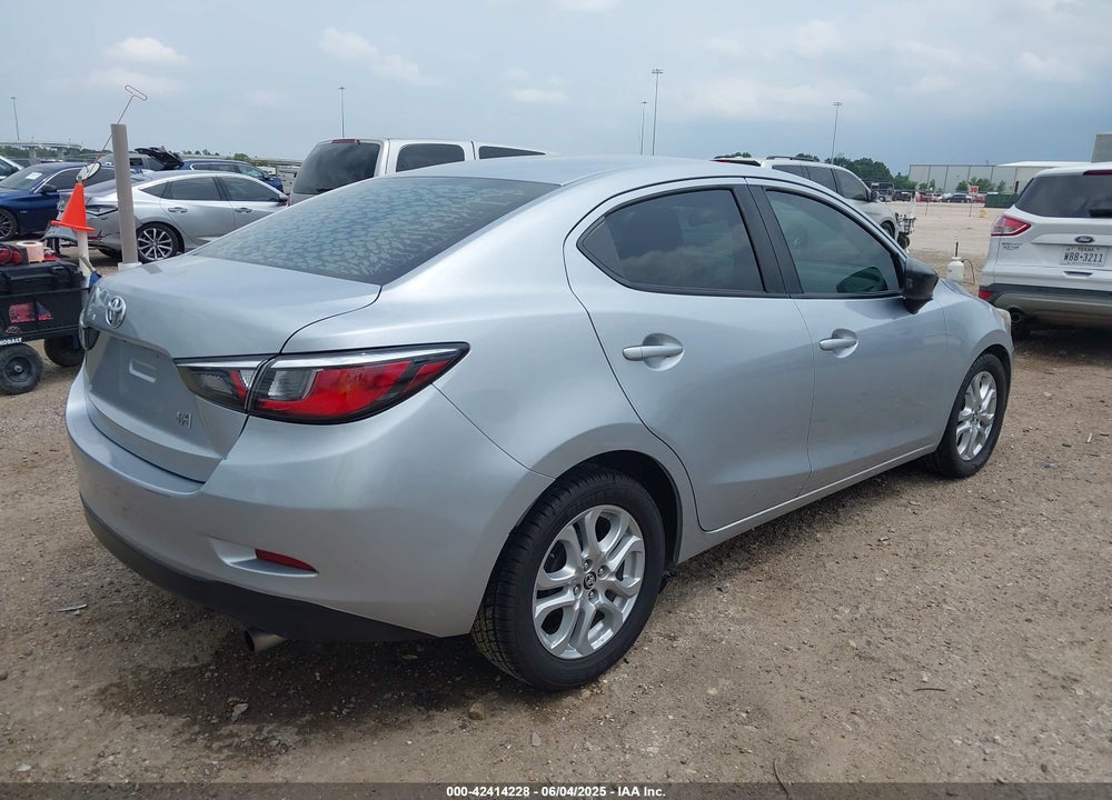 2017 TOYOTA YARIS IA VIN: 3MYDLBYV0HY170382