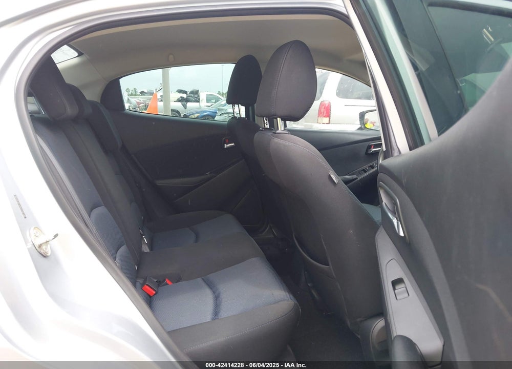 2017 TOYOTA YARIS IA VIN: 3MYDLBYV0HY170382