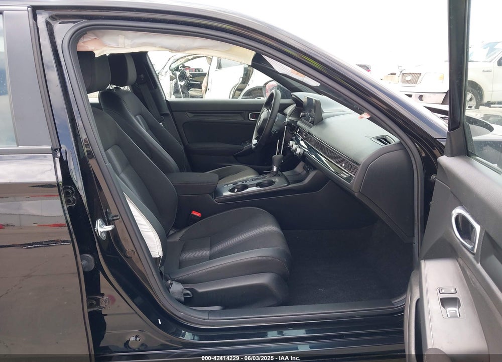 2025 HONDA CIVIC SPORT VIN: 2HGFE2F55SH533021