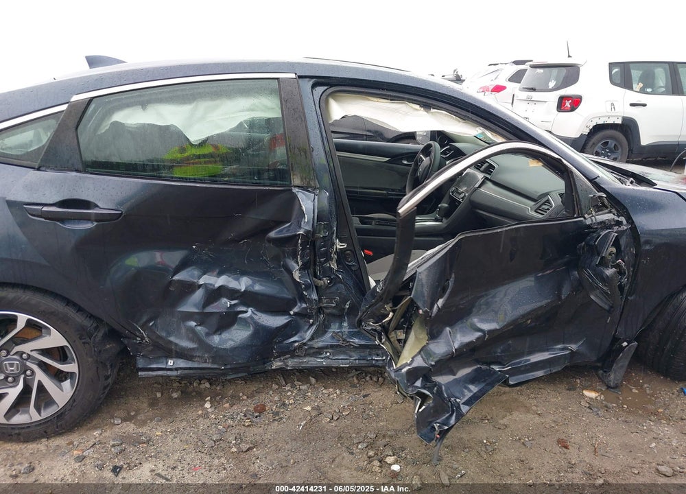2017 HONDA CIVIC VIN: 2HGFC2F78HH544871