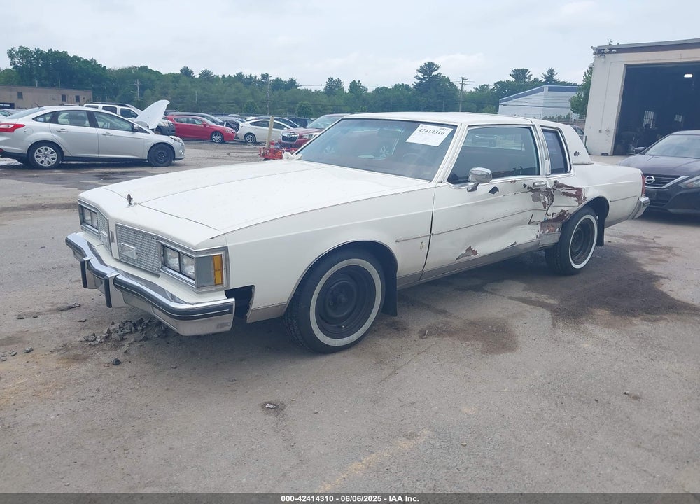 1981 OLDSMOBILE DELTA 88 ROYALE VIN: 1G3AN37Y8BM273248