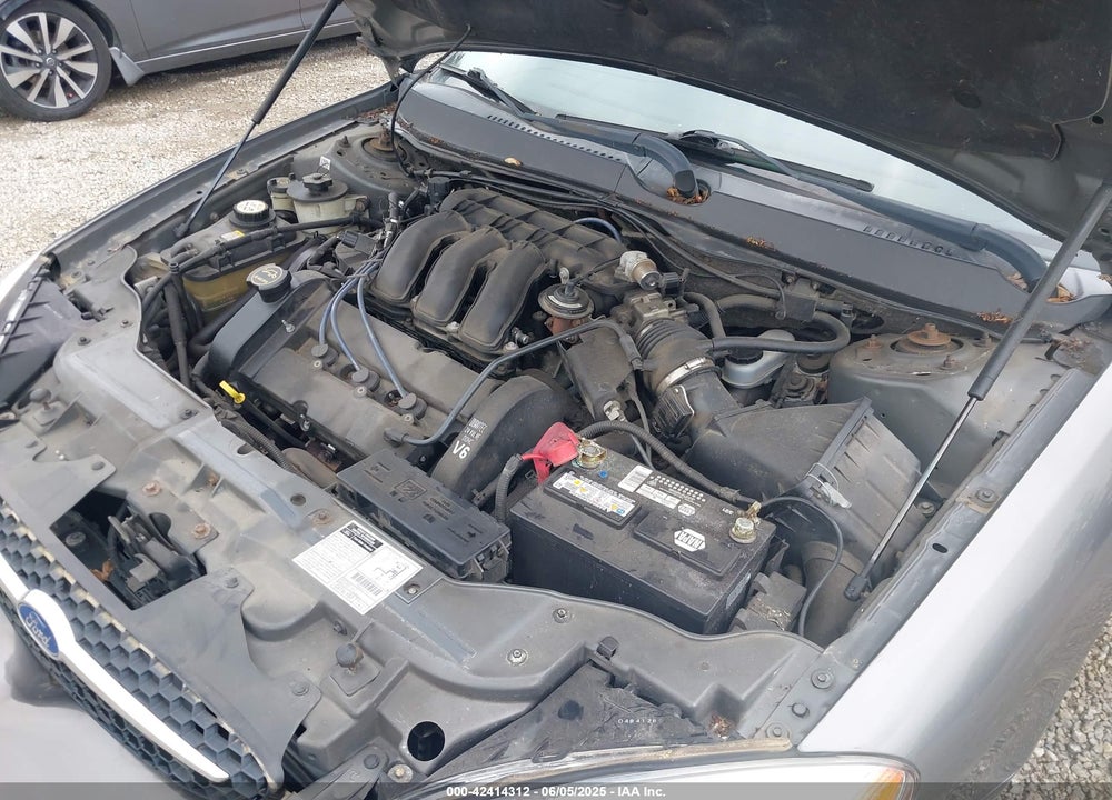 2002 FORD TAURUS SES VIN: 1FAFP55S72A116196