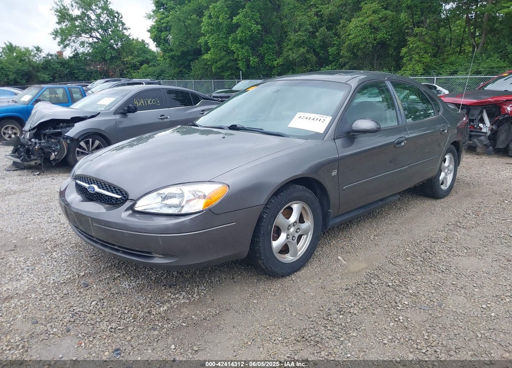 2002 FORD TAURUS SES VIN: 1FAFP55S72A116196