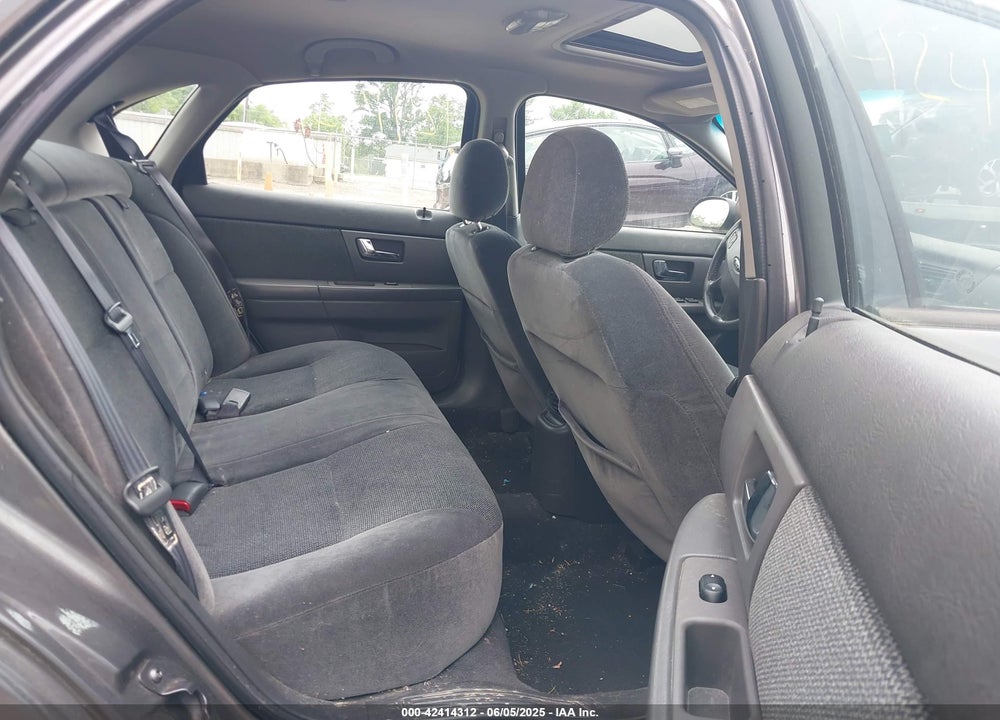 2002 FORD TAURUS SES VIN: 1FAFP55S72A116196
