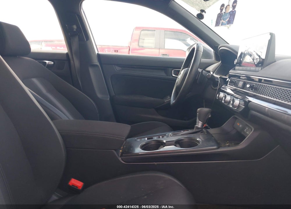 2024 HONDA CIVIC VIN: 19XFL2H87RE039714